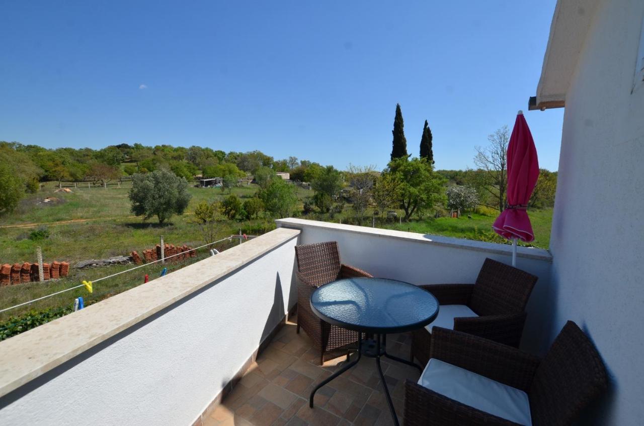 רוביני Bavica Apartments מראה חיצוני תמונה