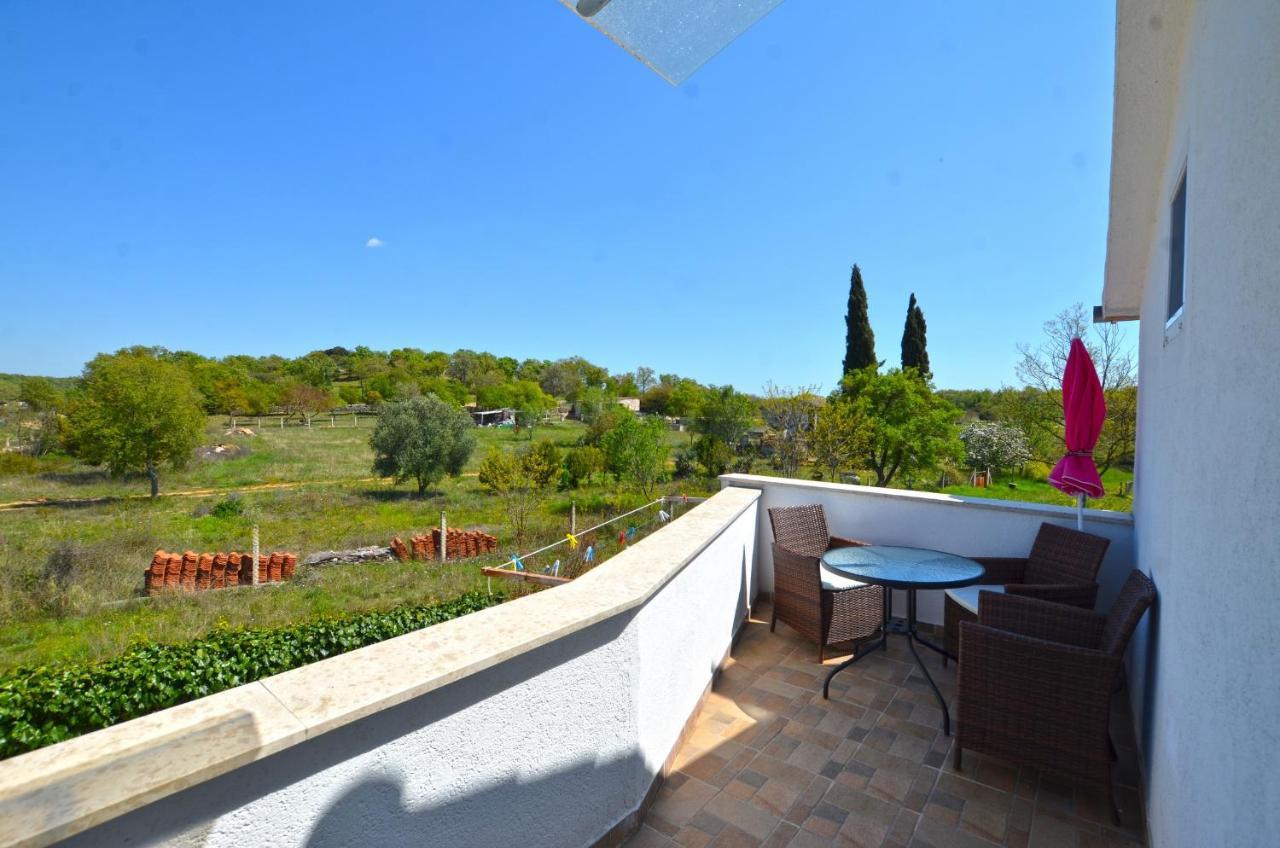 רוביני Bavica Apartments מראה חיצוני תמונה