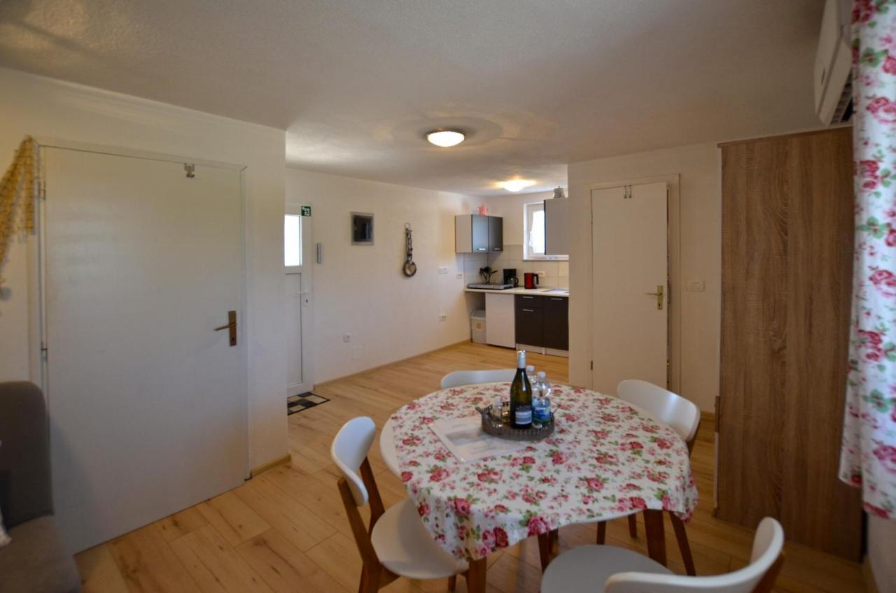 רוביני Bavica Apartments מראה חיצוני תמונה