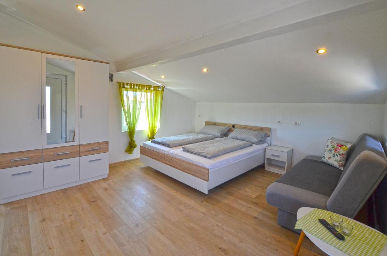 רוביני Bavica Apartments מראה חיצוני תמונה